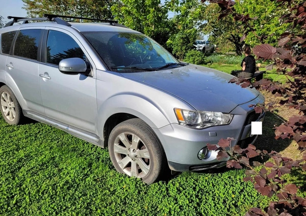 Mitsubishi Outlander cena 33999 przebieg: 230000, rok produkcji 2012 z Rypin małe 22